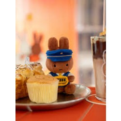 <韓國直送> (釜山獨有) Miffy In Busan 限定版 列車長造型 Melanie公仔匙扣